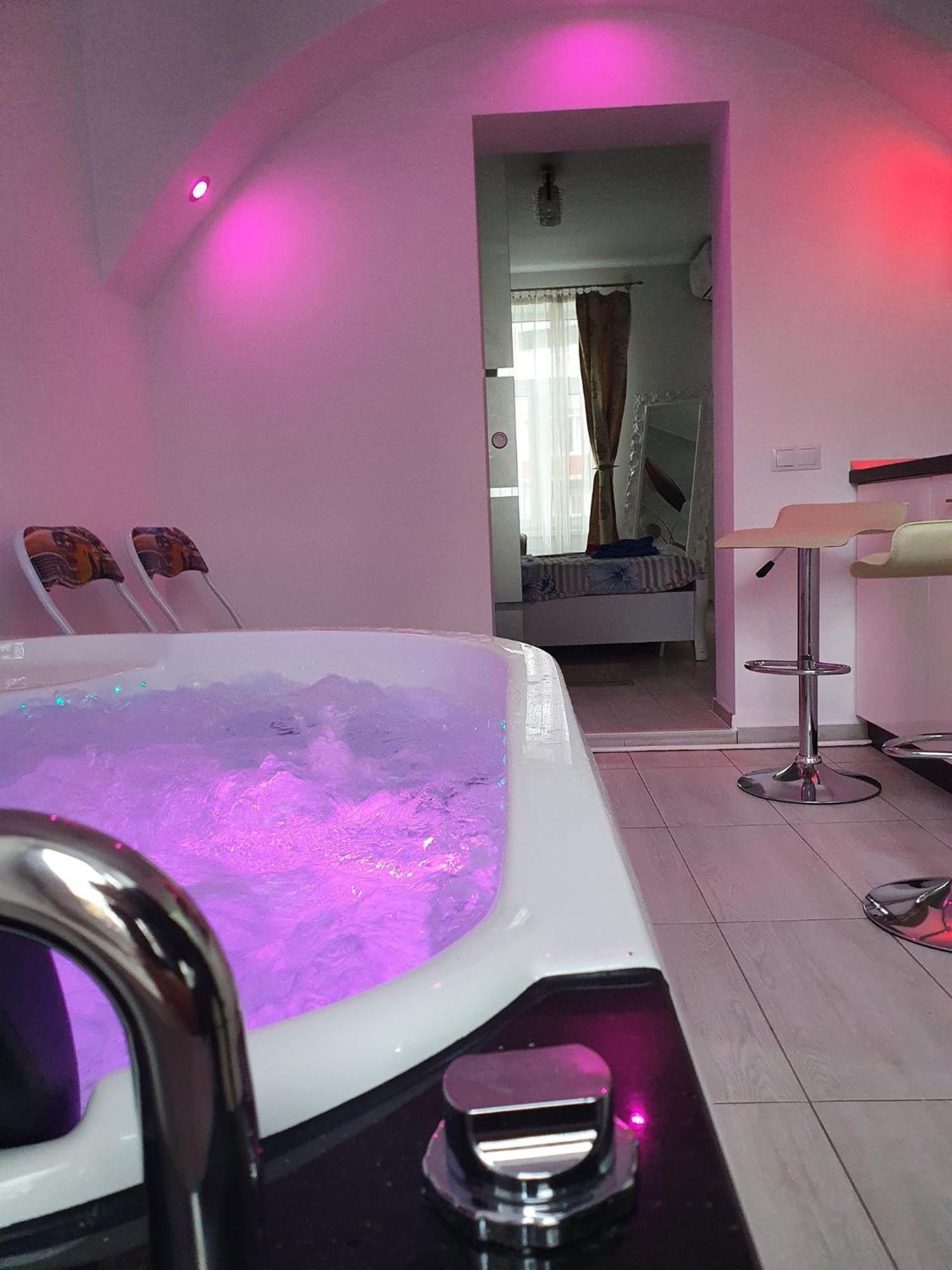 公寓 White House & Jacuzzi *